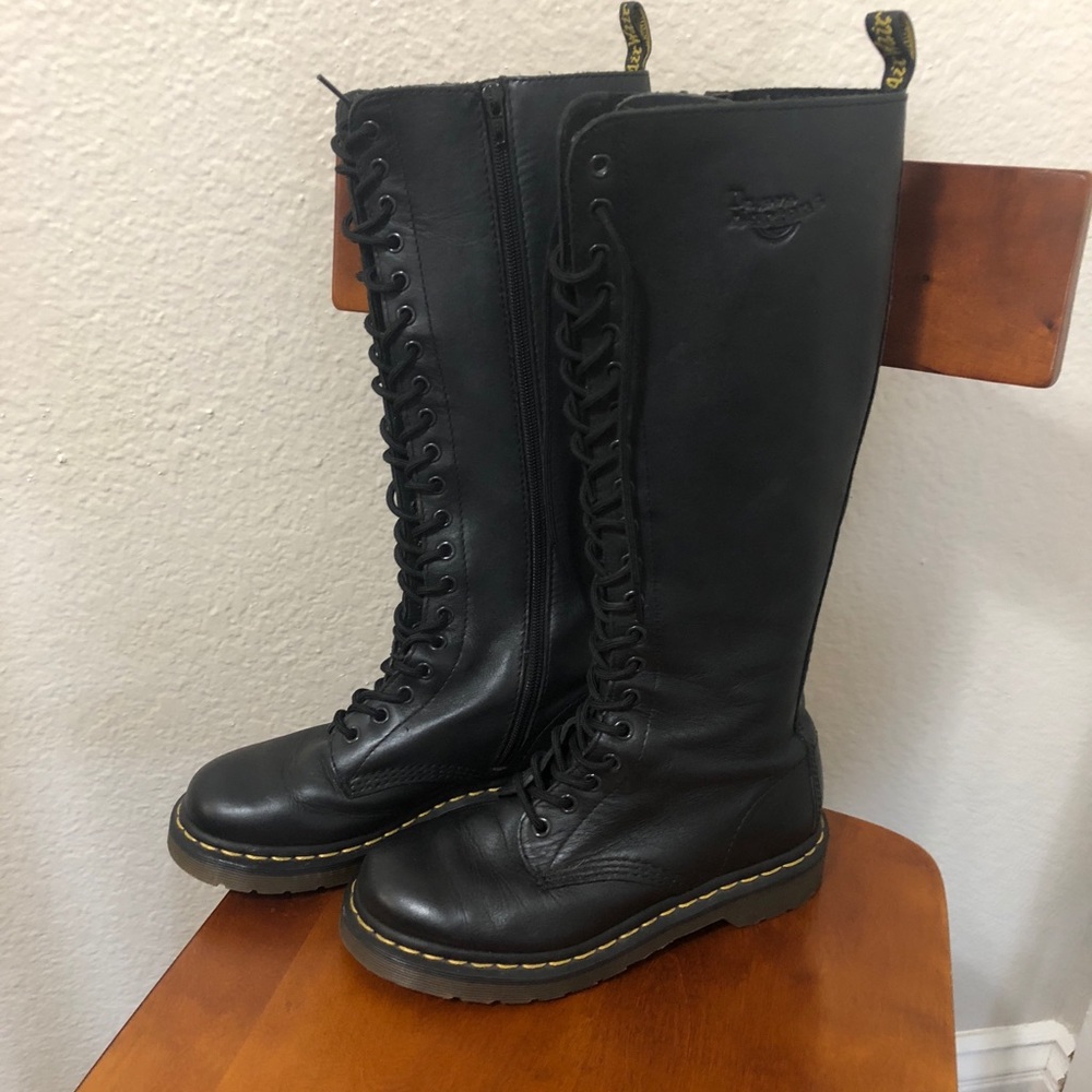 20 eyelet Doc Martens
